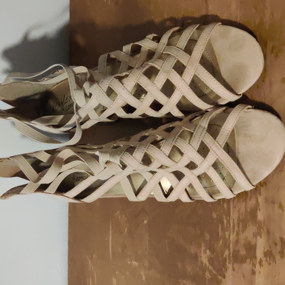 Beige heels